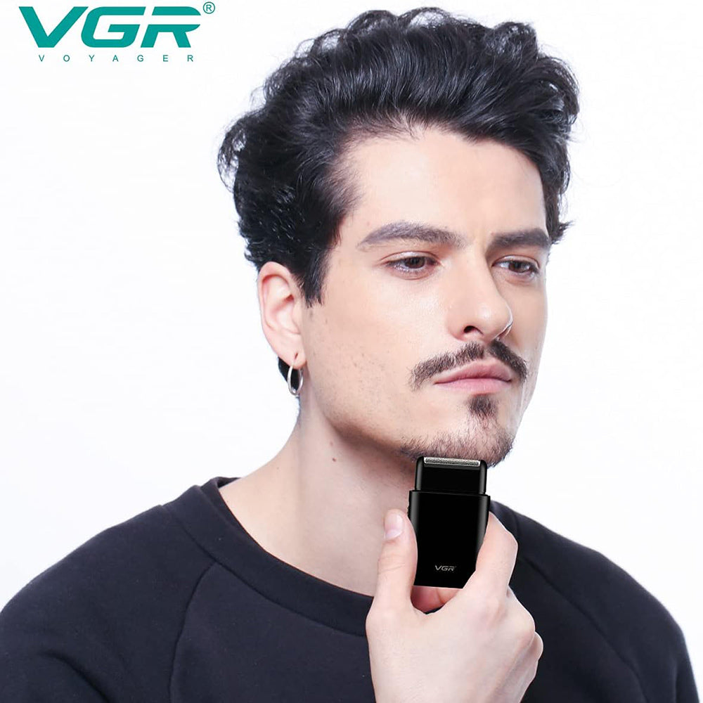 Rasoio ricaricabile tascabile VGR MEN’S SHAVER mini rasoio portatile per barba con testina e lama di precisione 390
