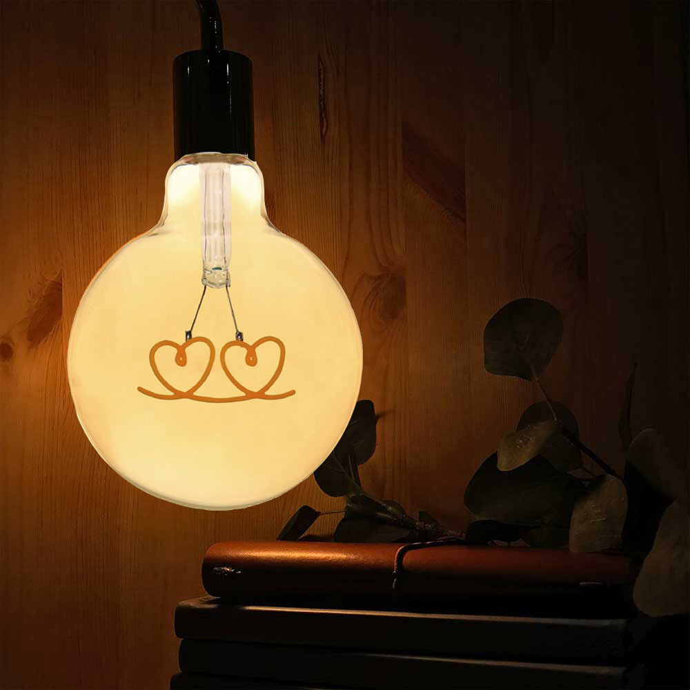 Lampadina ambrata con led a filamento che crea due cuori 4 watt E27 lampada decorativa stile vintage luce calda 2500k