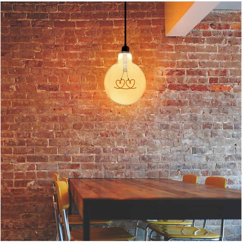 Lampadina ambrata con led a filamento che crea due cuori 4 watt E27 lampada decorativa stile vintage luce calda 2500k