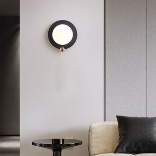 Applique moderno tondo 10W nero e oro con tecnologia CCT