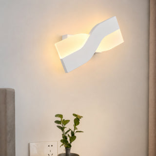 Applique a led da parete 6 Watt orientabile girevole tecnologia CCT