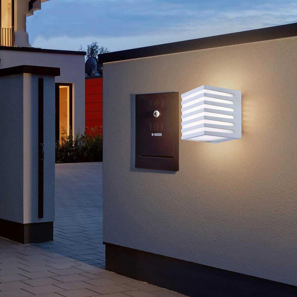 Applique da muro per esterno a led 10 watt lampada decorativa a strisce cubo da parete con tecnologia CCT IP54