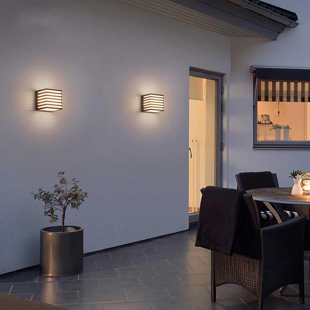 Applique da muro per esterno a led 10 watt lampada decorativa a strisce cubo da parete con tecnologia CCT IP54