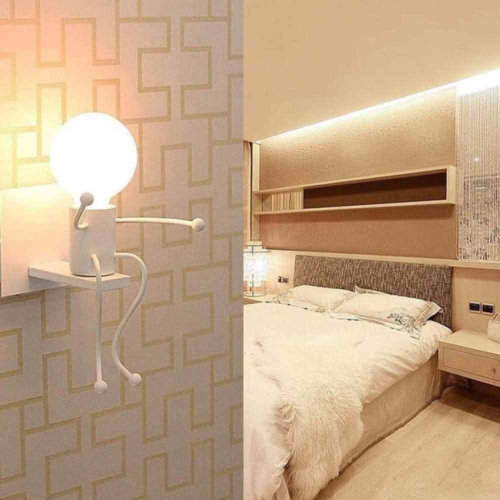 Applique da parete decorativo a forma di omino lampada da muro in metallo attacco E27 arredo casa