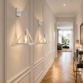 Applique da parete pendente a forma di triangolo 3D stile minimal E27