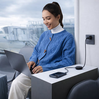 Cavo dati e ricarica Retrattile da 20 cm a 1 mt connettori USB-C a USB-C 100W