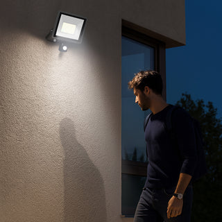 Faro 144 led 200 watt con sensore di passaggio luce bianca 6500k IP67