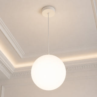 Lampadario moderno bianco a sospensione con sfera bianche attacco E27