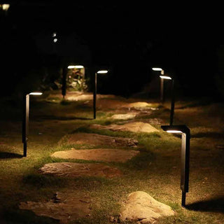 Lampione picchetto e pannello solare 30 led da giardino 6 watt IP65