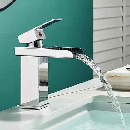 Miscelatore a cascata cromato da lavabo per bagno canna alta o bassa leva monocomando rubinetto per lavandino moderno modello cascata silver