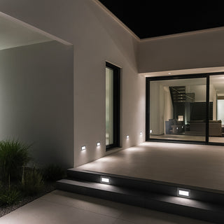 Segnapasso led 4W in vetro nero per cassetta 503 tecnologia cct IP65
