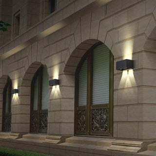 Applique led 24W doppia emissione luce 2 diffusore tecnologia CCT IP65