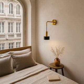 Applique moderna bronzo minimal con diffusore cilindrico nero E27