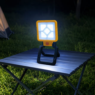 Faretto a led con ricarica solare e USB luce da campeggio CCT