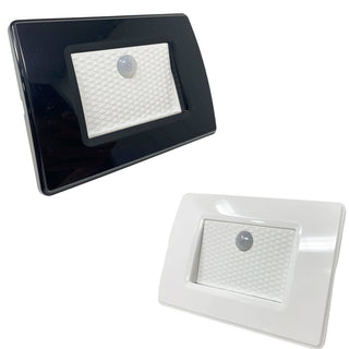 Segnapassi con placca nera sensore movimento pir 1,3W cassetta 503