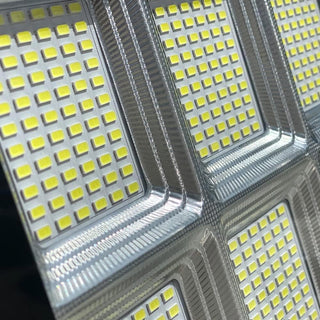 Faro led pannello solare 400W telecomando staffa IP66 luce 6500k