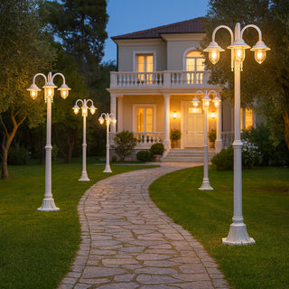 Lampione da giardino con tre diffusori lanterna con attacco E27 IP54