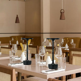 Lampada da tavolo 3 Watt rincarabile touch dimmerabile tecnologia CCT