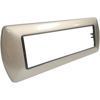 Placchetta champagne  3-7 posti compatibile living international