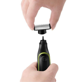 Rasoio VGR BEARD SHAVER 3 pettinini rifinitore impermeabile IPX5 017