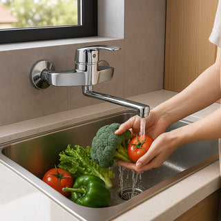 Rubinetto da cucina a parete miscelatore orientabile a canna lunga